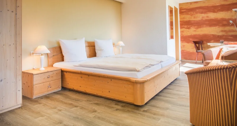 Wohn- und Schlafbereich der Ferienwohnung Saalfeld